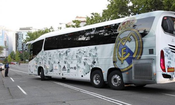 Атакуваха автобуса на Реал Мадрид