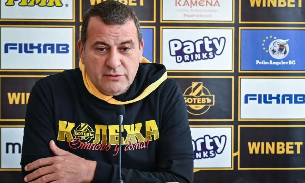 Босът на Ботев Пд предложи на Венци Стефанов да се явят на детектор на лъжата
