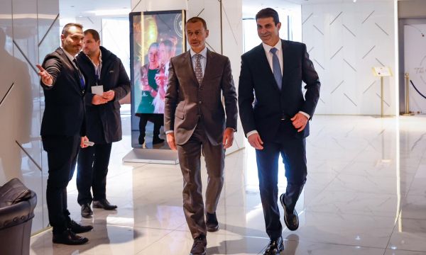 Служебният премиер обсъди развитието на българския футбол с президентите на УЕФА и БФС