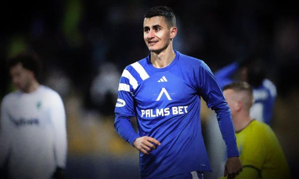 Левски подкрепи Георги Костадинов