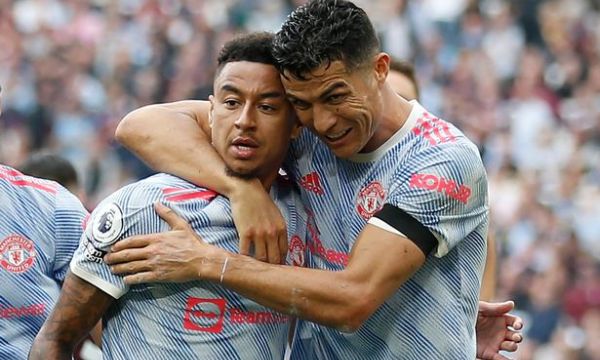 Оуен разкритикува Лингард 