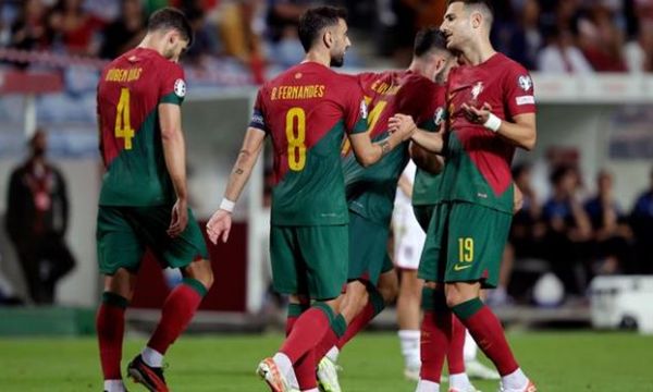 Португалия без Роналдо размаза Люксембург 