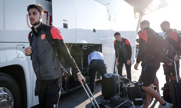 Илиан Илиев отрече да има скандал с Илия Груев