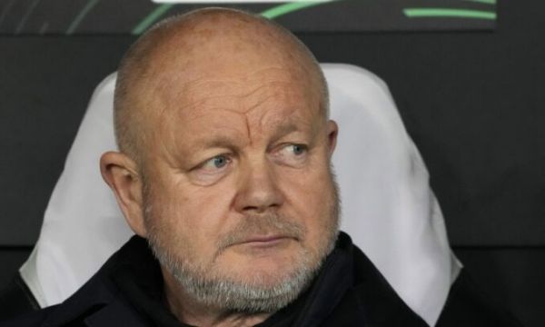 Лудогорец убедил новия треньор да откаже на поляци? 