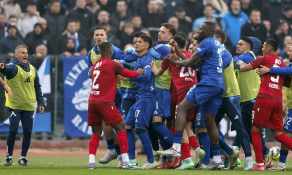 Поляци наблюдавали двама от Левски през уикенда