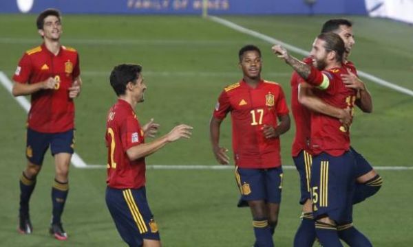 Испания с категоричен успех срещу Украйна (видео)