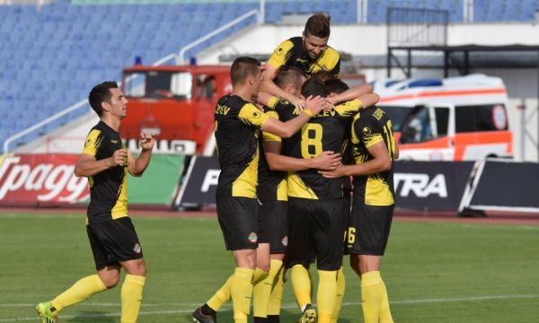 Ботев Пловдив удари Септември за първа шампионатна победа