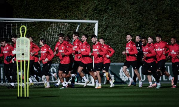 ЦСКА стартира контролите със загуба