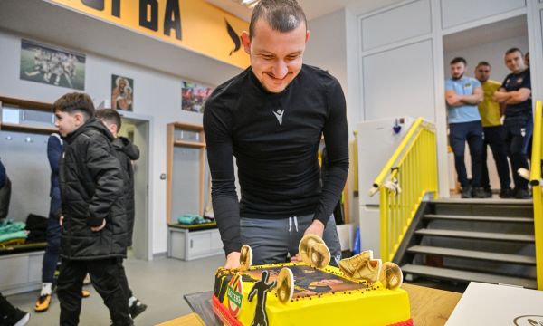 Юноши на Ботев Пд зарадваха Тошко Неделев