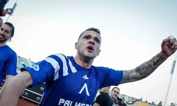 Веласкес за Алекс Колев: От ръководството да коментират