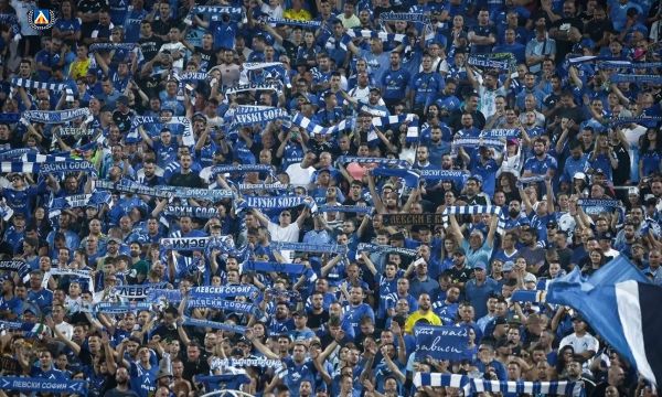 Левски продадe всичките 150 билета за реванша срещу АЗ Алкмаар