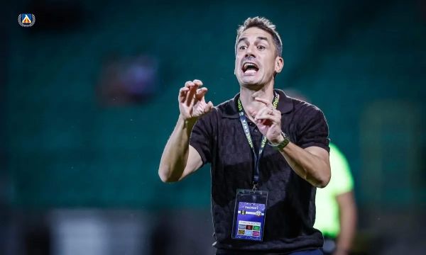 Веласкес: Остават 90 минути и без съмнение имаме шансове