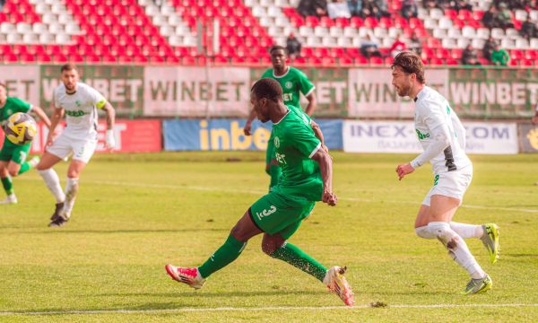 ЦСКА ще остави Борносузов, Стойчев и Санянг във Враца