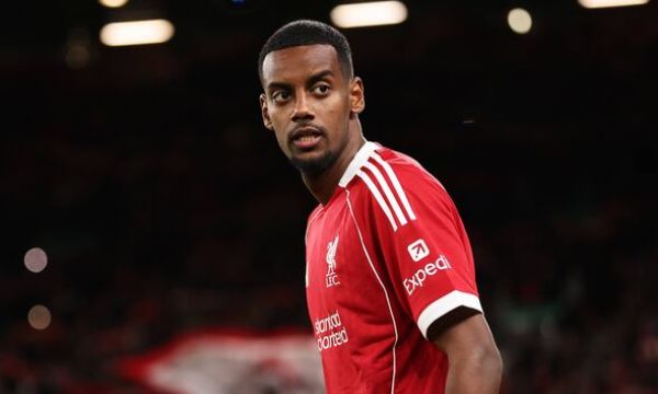 Олдридж: Повече никакви извинения за Исак