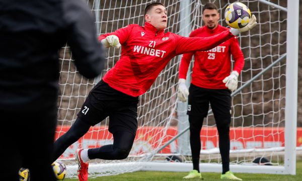 Спартак Москва вече няма интерес към Лапоухов