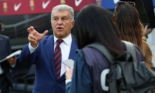 Лапорта отговори на Перес: Реал страда от „Барселонит“