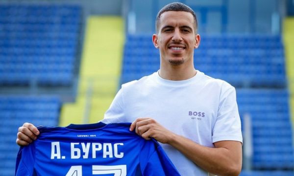 Поставиха халф на Левски пред Бенасер и Бенталеб 