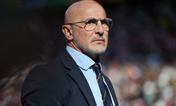 Де ла Фуенте удължи договора си