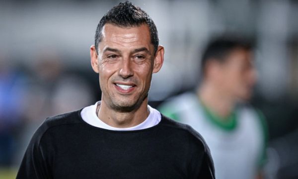 Томаш търси работа в чужбина