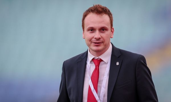 Прокуратурата проверява футболисти, залагали на мачове на собствените си отбори