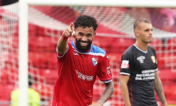 Нападател от елита на Португалия е на първо място в трансферния списък на 