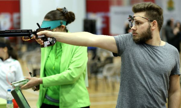  Кирил Киров 16-и на 10 метра пистолет на Игрите
