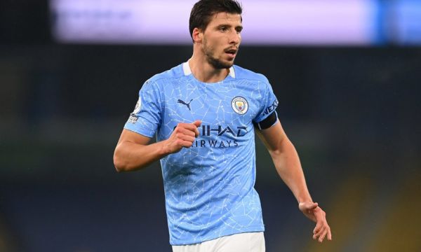 Ман Сити остава без трима защитника 