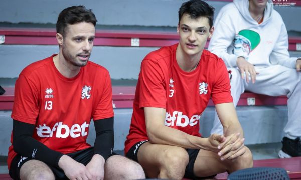 Теди Салпаров: Янев е интелигентен треньор! ЦСКА трябва да играе хубав футбол