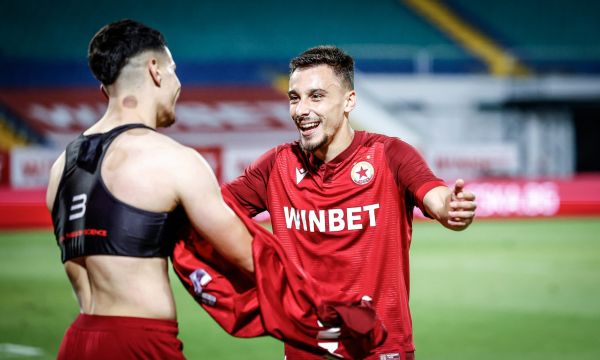 ЦСКА започва да вдига оборотите - вкара 5 на Берое