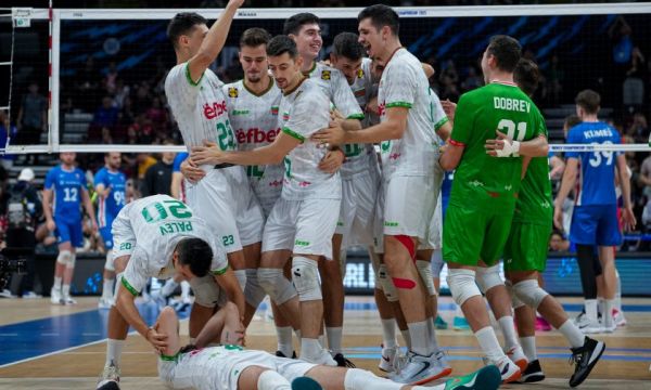 Борисов поздрави българските волейболисти 