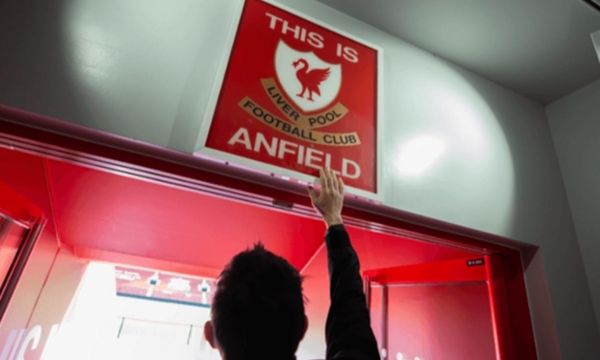 Ливърпул все още не е сключил сделка за своя документален филм 