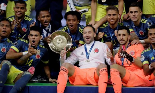 Колумбия измъкна победата и бронза в мача срещу Перу