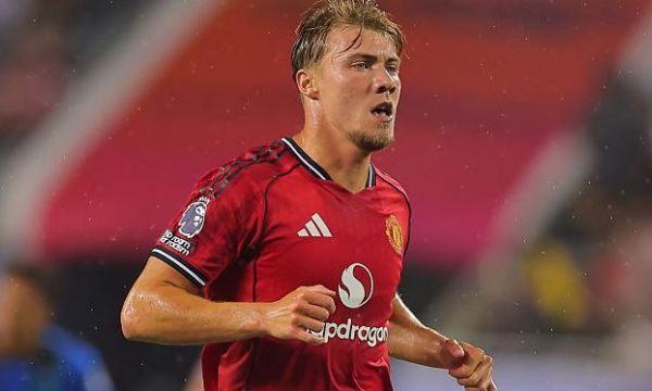 Хьойлунд отказал на Милан 