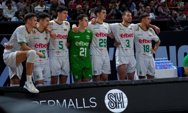 Финалът между България и Италия ще се излъчва на екран на стадион 