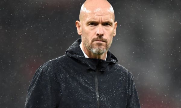 Тен Хаг и Шави са фаворити да заменят Алонсо в Байер 