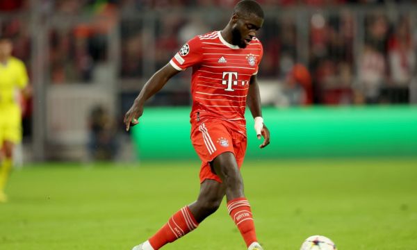 Байерн Мюнхен поднови преговорите с Упамекано