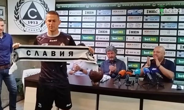 Дени Александров: Сега ни чака тежък мач във Варна