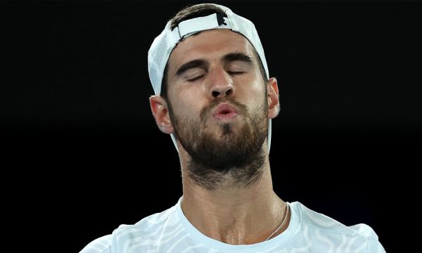 Хачанов се раздели с треньора си