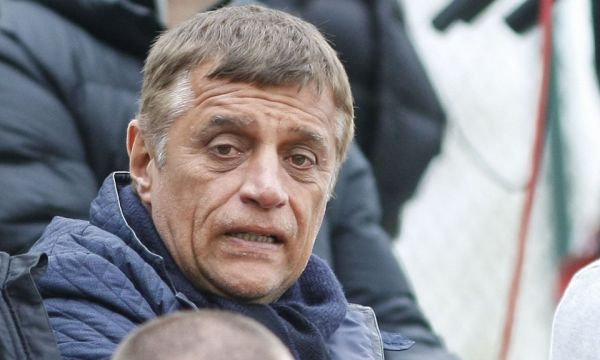 Стойне Манолов отговори на  Душан Керкез