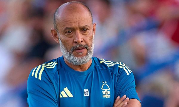 Санто може да напусне Нотингам Форест