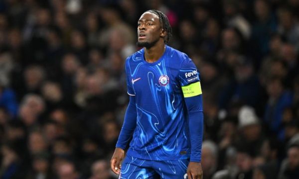 Нюкасъл планира изненадващ трансфер на защитник на Челси