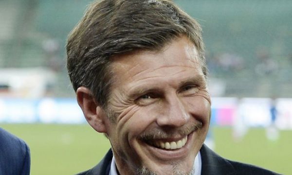 Бобан напуска работата във ФИФА и се връща в Милан