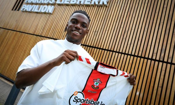  Саутхемптън обяви трансфера на 18-годишен халф