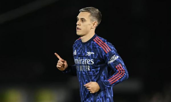 Арсенал преодоля Порт Вейл в купата