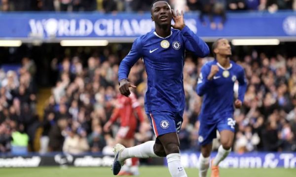 Челси свали Ливърпул от върха