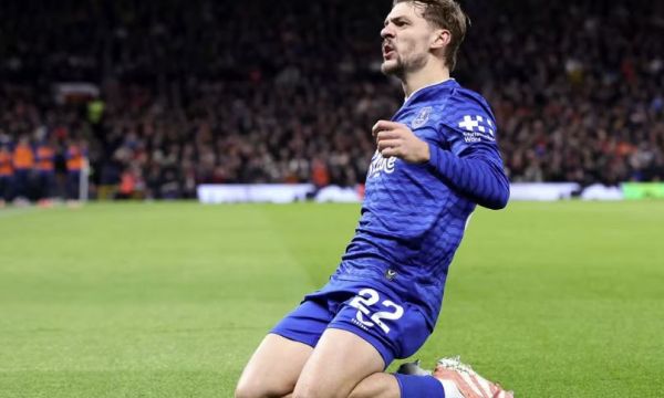 Десет от Евертън надиграха Ман Юнайтед