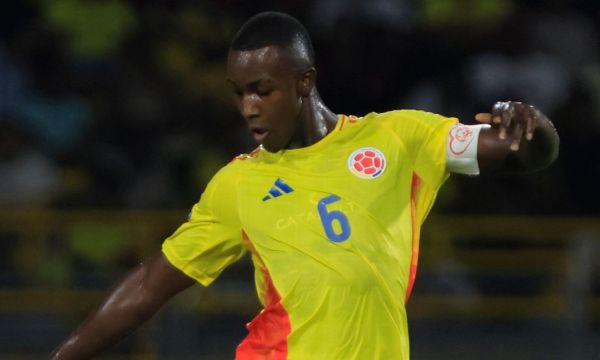 Ман Юнайтед ще плати 1 млн. за 17-годишен колумбиец