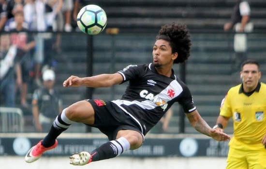 Сити даде Дъглас Луис под наем на Жирона 