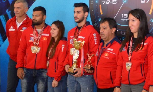 Българите се завърнаха с голяма купа от олимпийския квалификационен турнир в памет на Наим