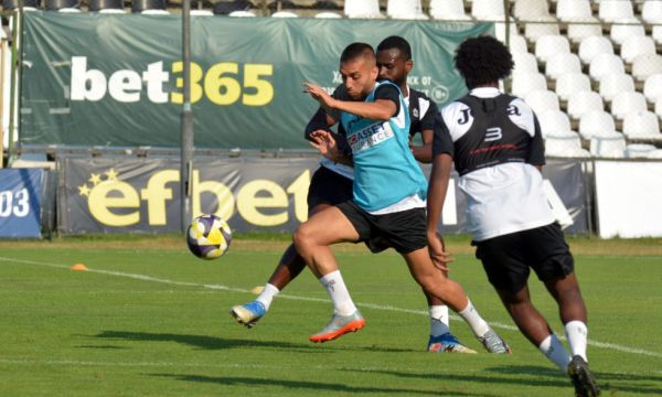 Новият в Славия веднага попадна в групата за дербито с Левски